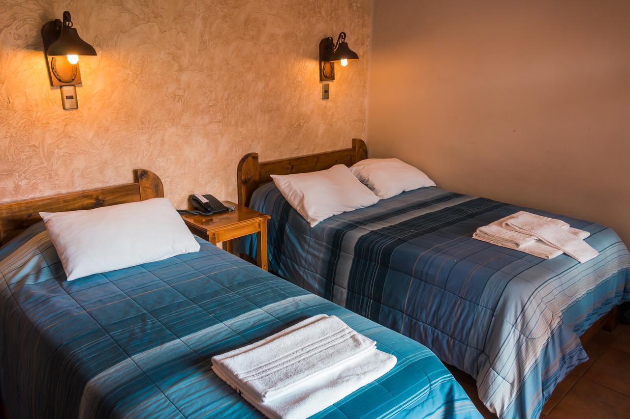 La Escondida Hostal Sucre Luaran gambar